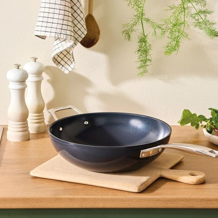 Le Creuset Essential Wok - 30 cm