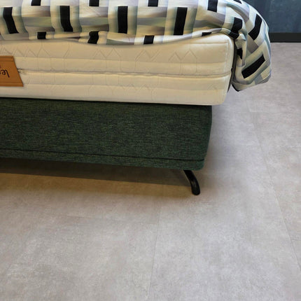 Ledorm, Showmodel Boxspring 4-motorig incl. hoofdbord/sierlijst, geen matrassen!