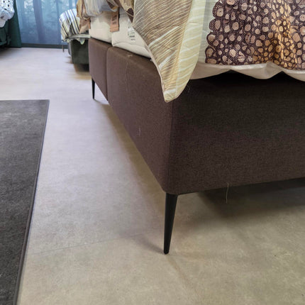 Ledorm, Showmodel Boxspring incl. Capiton hoofdbord en Angelo poten, geen matrassen!