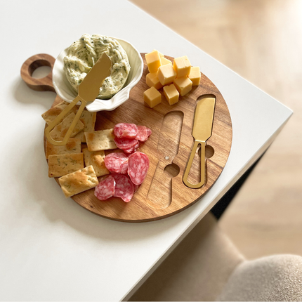 Borrelplank met 2 botermesjes